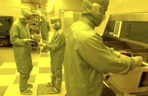 IBSEN PHOTONICS, FARUM Class 10 clean room